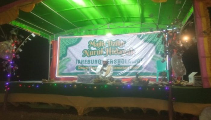 Meriah dan Penuh Khidmat, Majlis Dzikir Nurul Hidayah Gelar Peringatan Maulid Nabi di Desa Tarebung