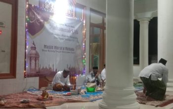 Peringatan Maulid Nabi di Masjid Marta’ul Muhtadin Karang Tengah Berjalan Khidmat